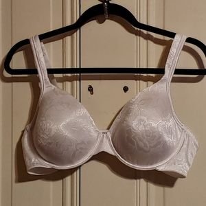 Vanity Fair Style 75297 Size 40C White Bra